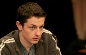 Pokerprofi Tom Dwan im Porträt.