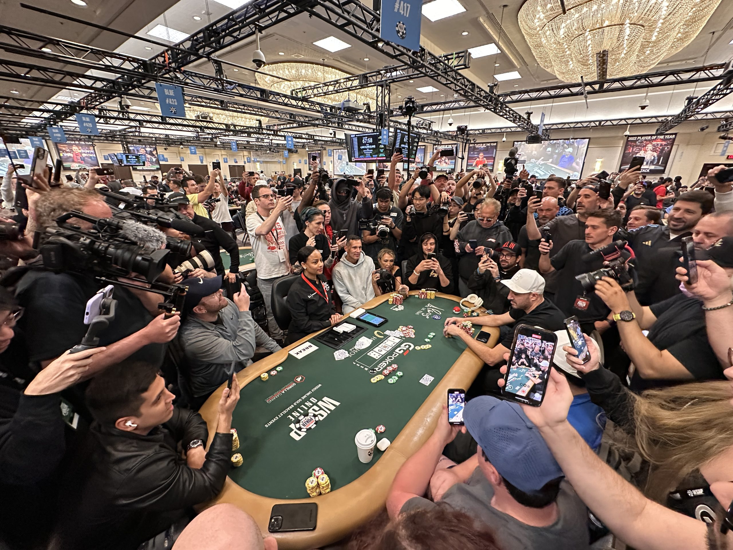 Ein Pokertisch bei der WSOP 2025 in der Bubble-Phase.