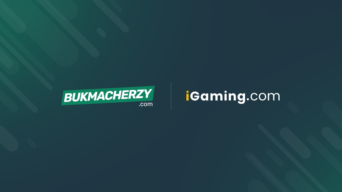 Die Logos des Wettportals Bukmacherzy.com und der iGaming.com Group nebeneinander auf dunkelgrünem Hintergrund.